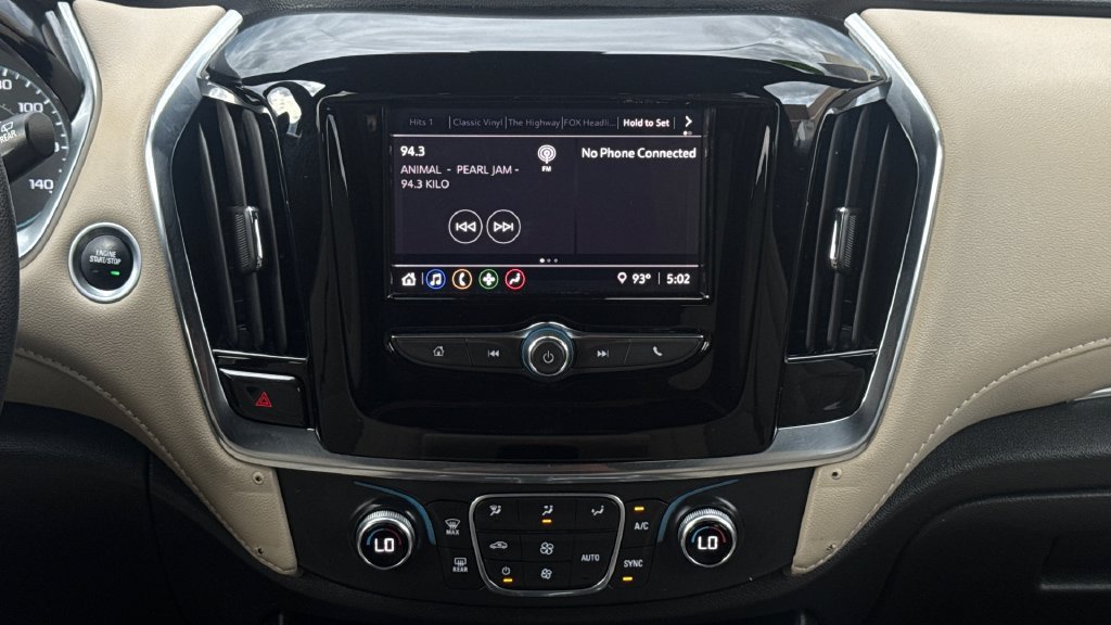 Used 2022 Chevrolet Traverse LS AWD/4WD image 20