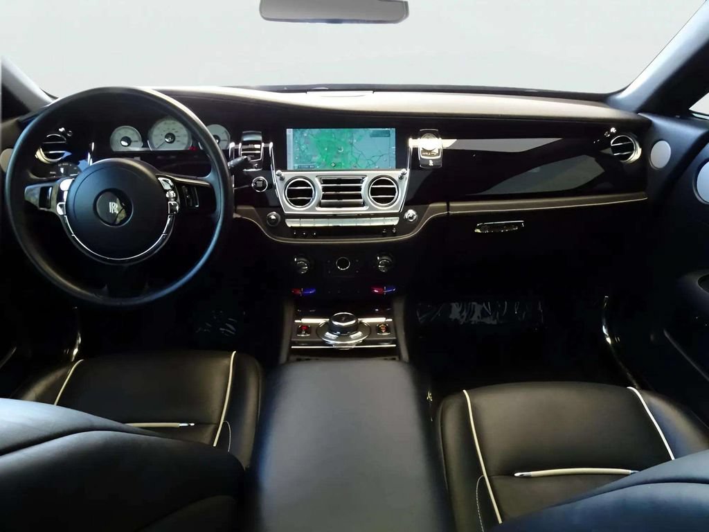 Certified 2017 Rolls-Royce Wraith RWD image 16