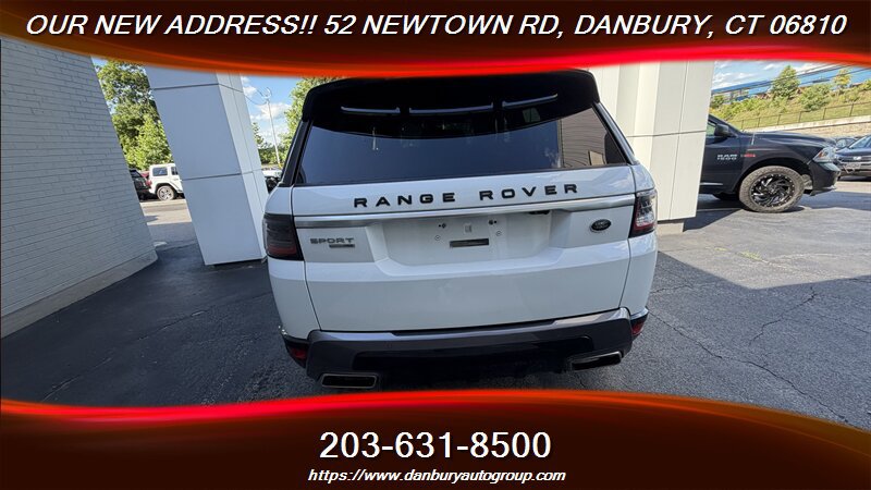 Used 2018 Land Rover Range Rover Sport HSE AWD/4WD image 4