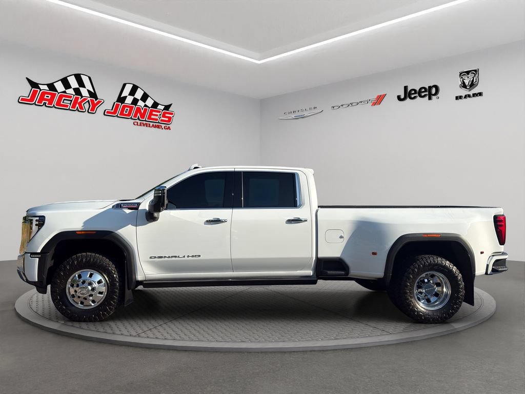 Used 2026 GMC Sierra 3500 Denali w/ Denali Reserve Package AWD/4WD image 3