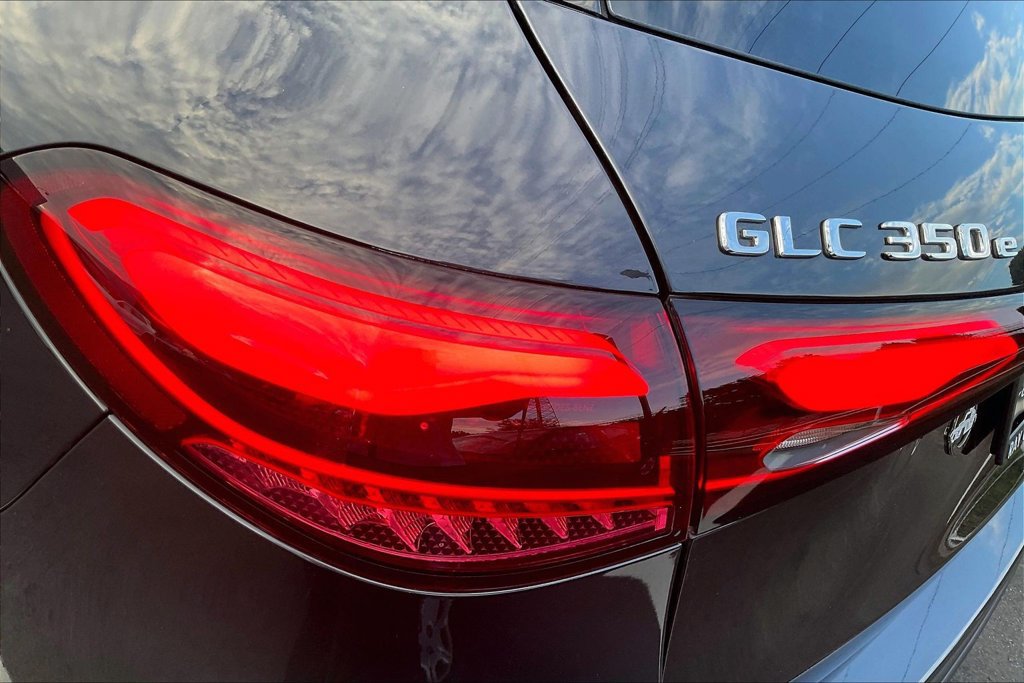 Certified 2025 Mercedes-Benz GLC 350e 4MATIC image 24