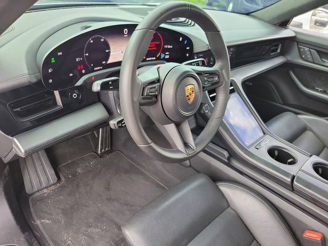 Used 2022 Porsche Taycan GTS image 19