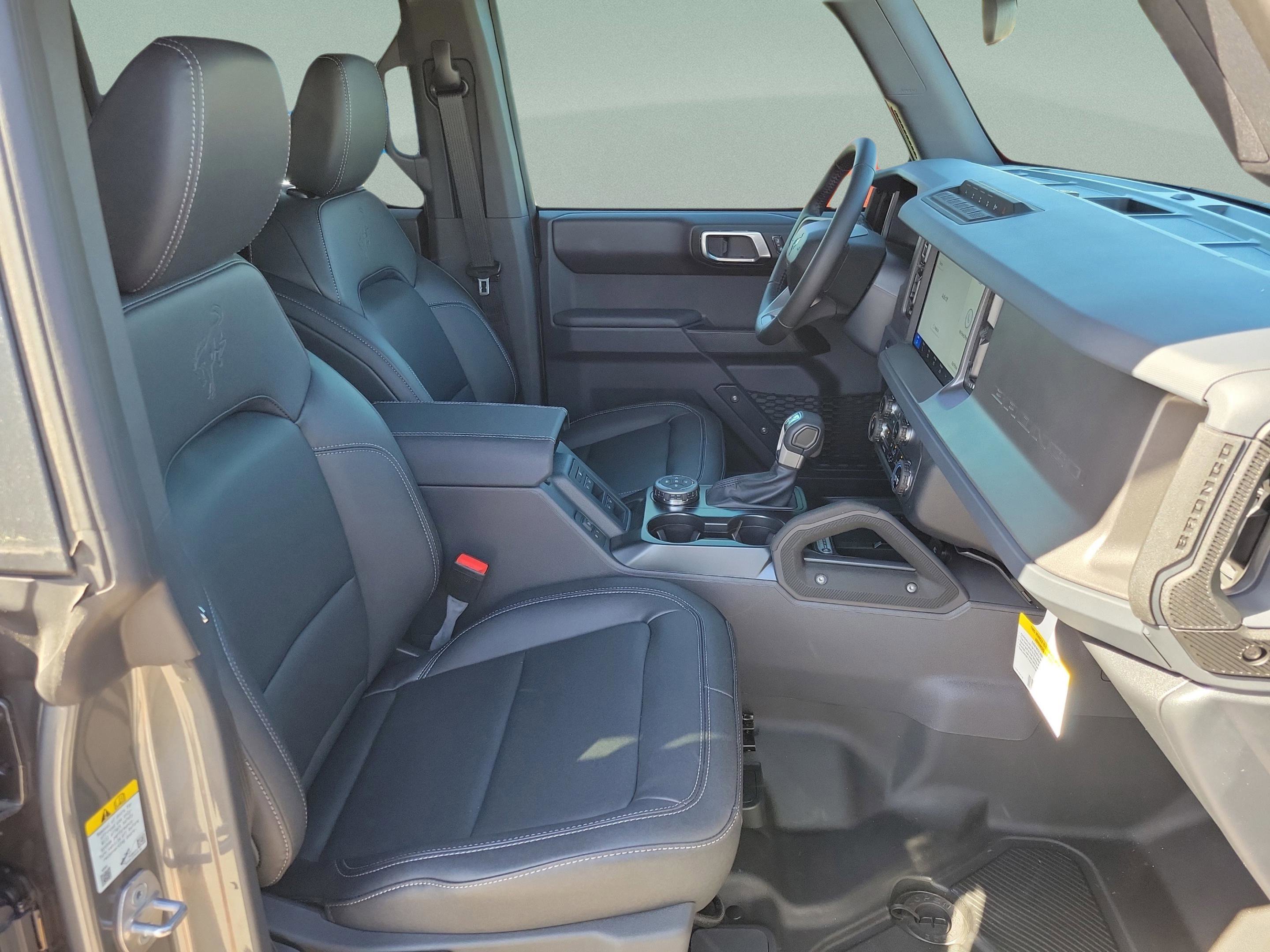 New 2025 Ford Bronco Badlands image 32