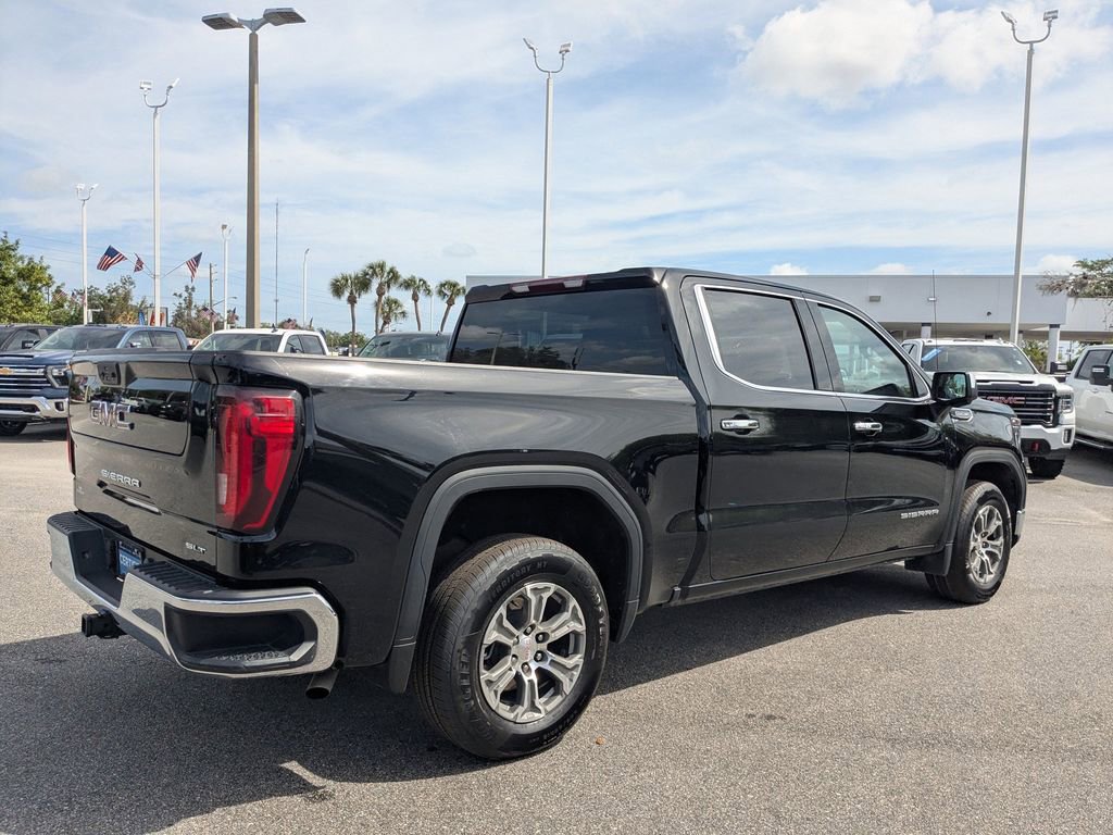 Certified 2024 GMC Sierra 1500 SLT image 3