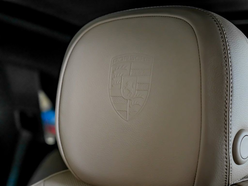 New 2026 Porsche Cayenne AWD/4WD image 17