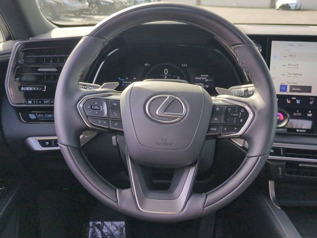 Used 2025 Lexus RX 350h w/ Convenience Package image 16
