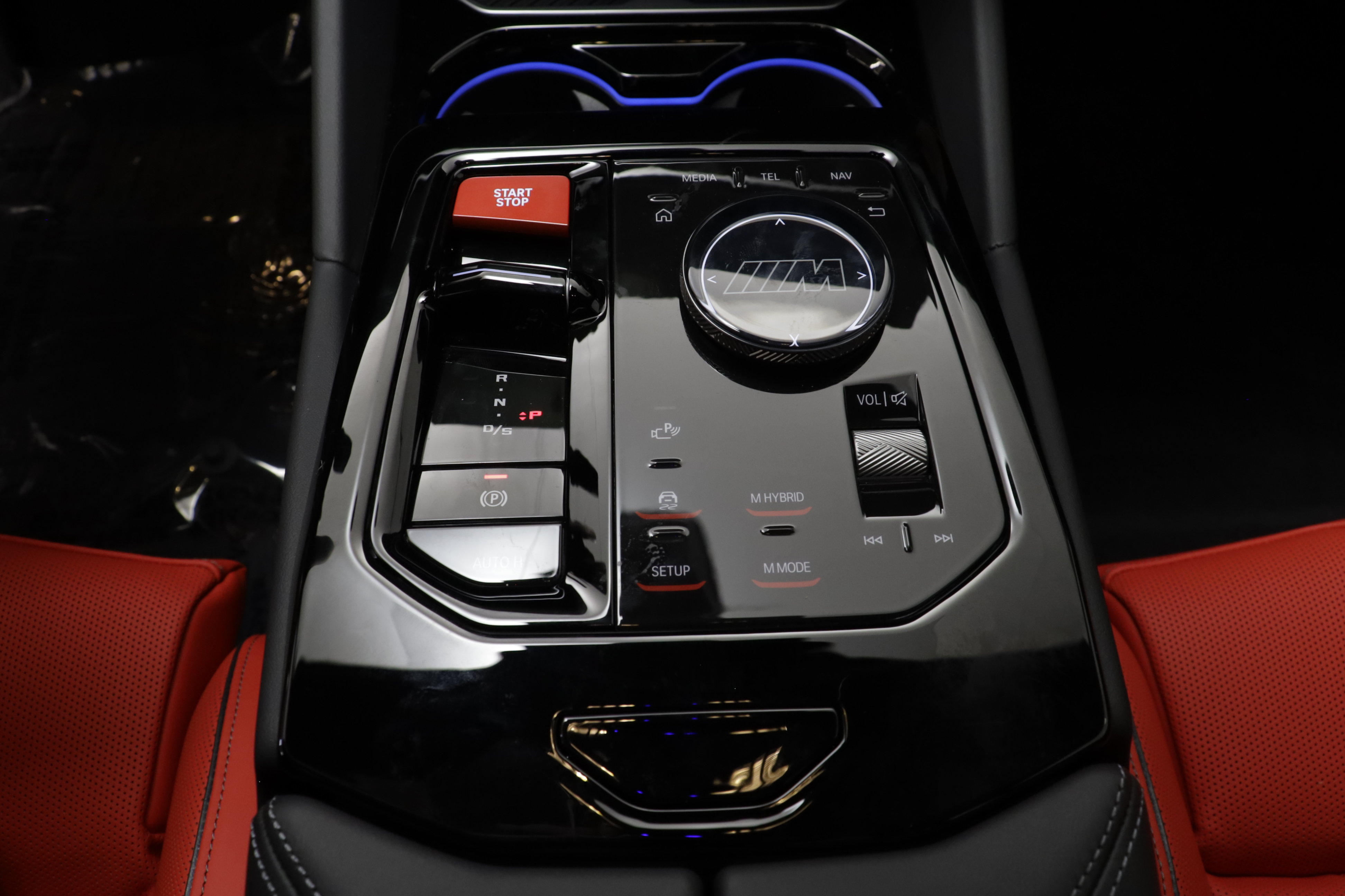 New 2027 BMW M5 w/ Carbon Package AWD/4WD image 14