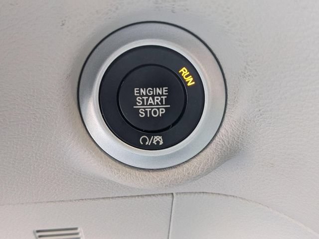 Used 2018 Chrysler Pacifica Touring-L Plus FWD image 21