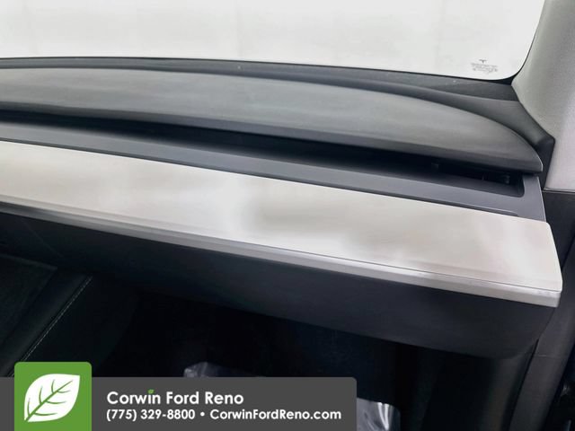 Used 2023 Tesla Model Y Long Range AWD/4WD image 33