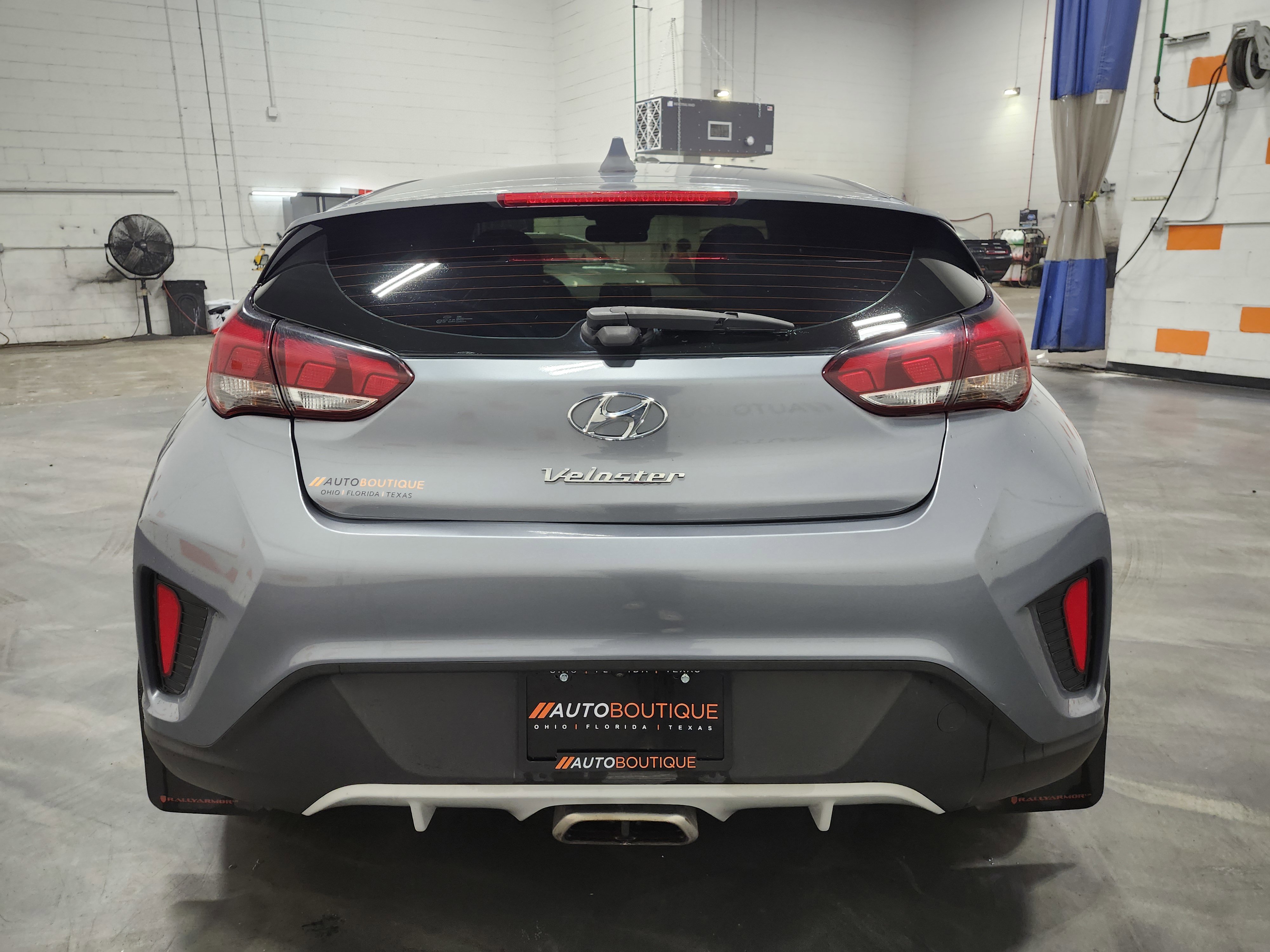 Used 2019 Hyundai Veloster 2.0 image 14