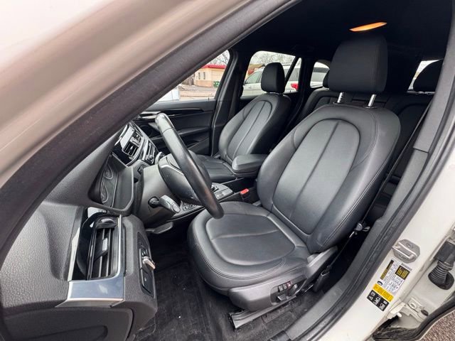 Used 2018 BMW X1 xDrive28i image 9