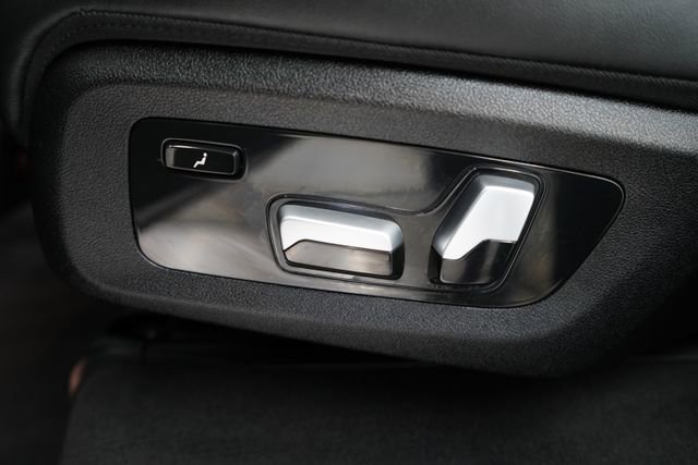 Used 2026 BMW X7 M60i image 90