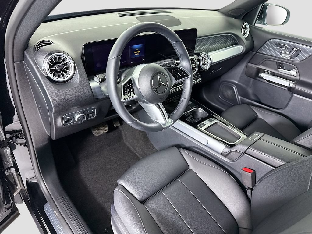 Certified 2025 Mercedes-Benz GLB 250 image 9