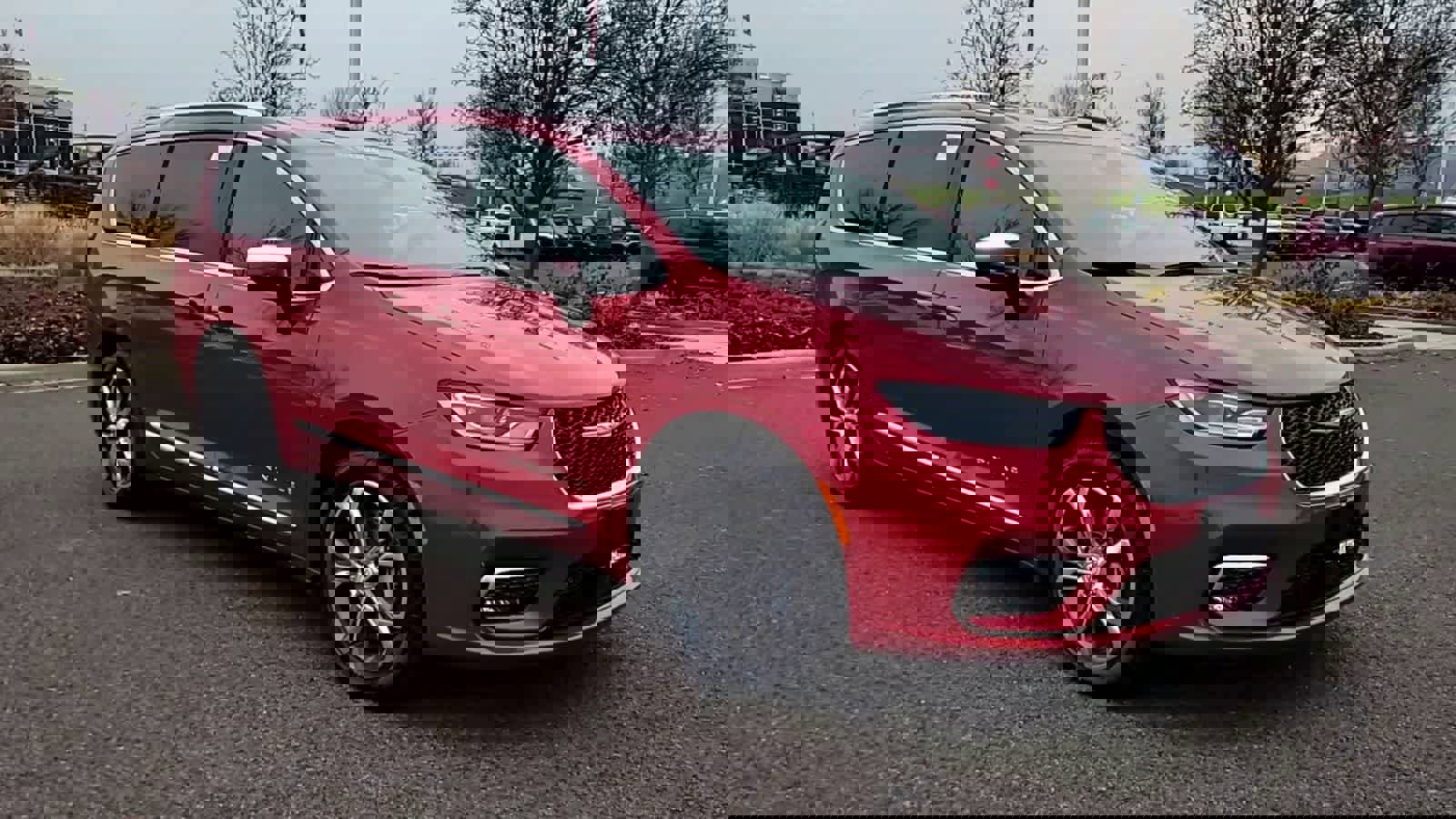 New 2026 Chrysler Pacifica Pinnacle w/ Trailer Tow Group image 2