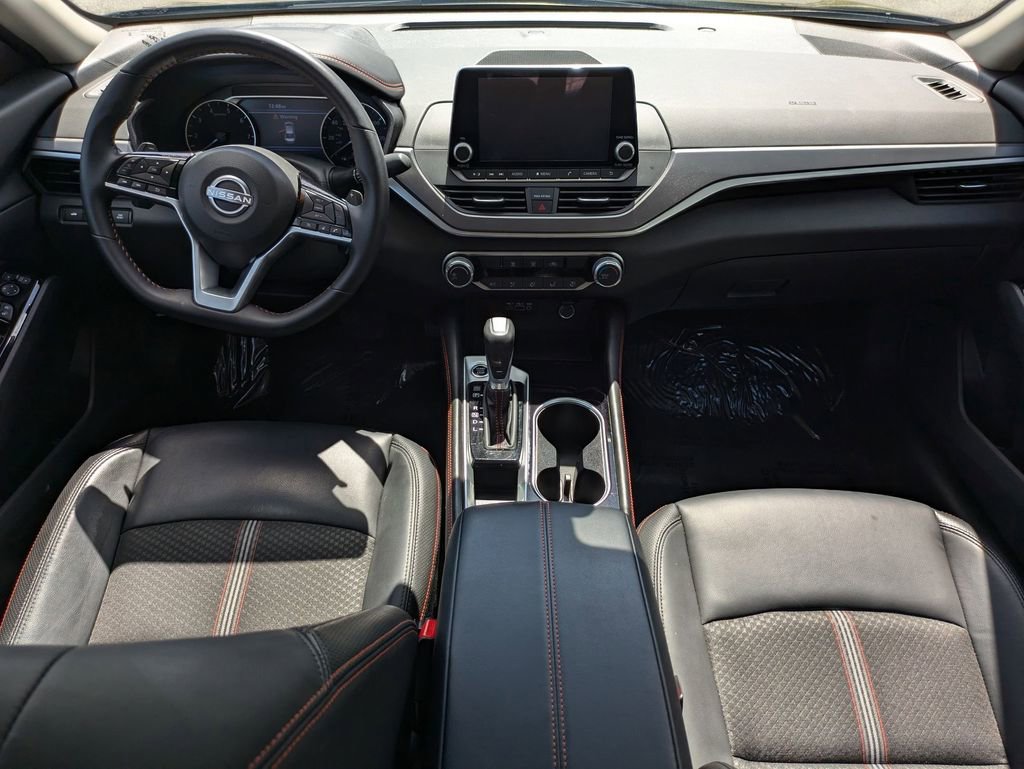 Used 2025 Nissan Altima 2.5 SR image 24