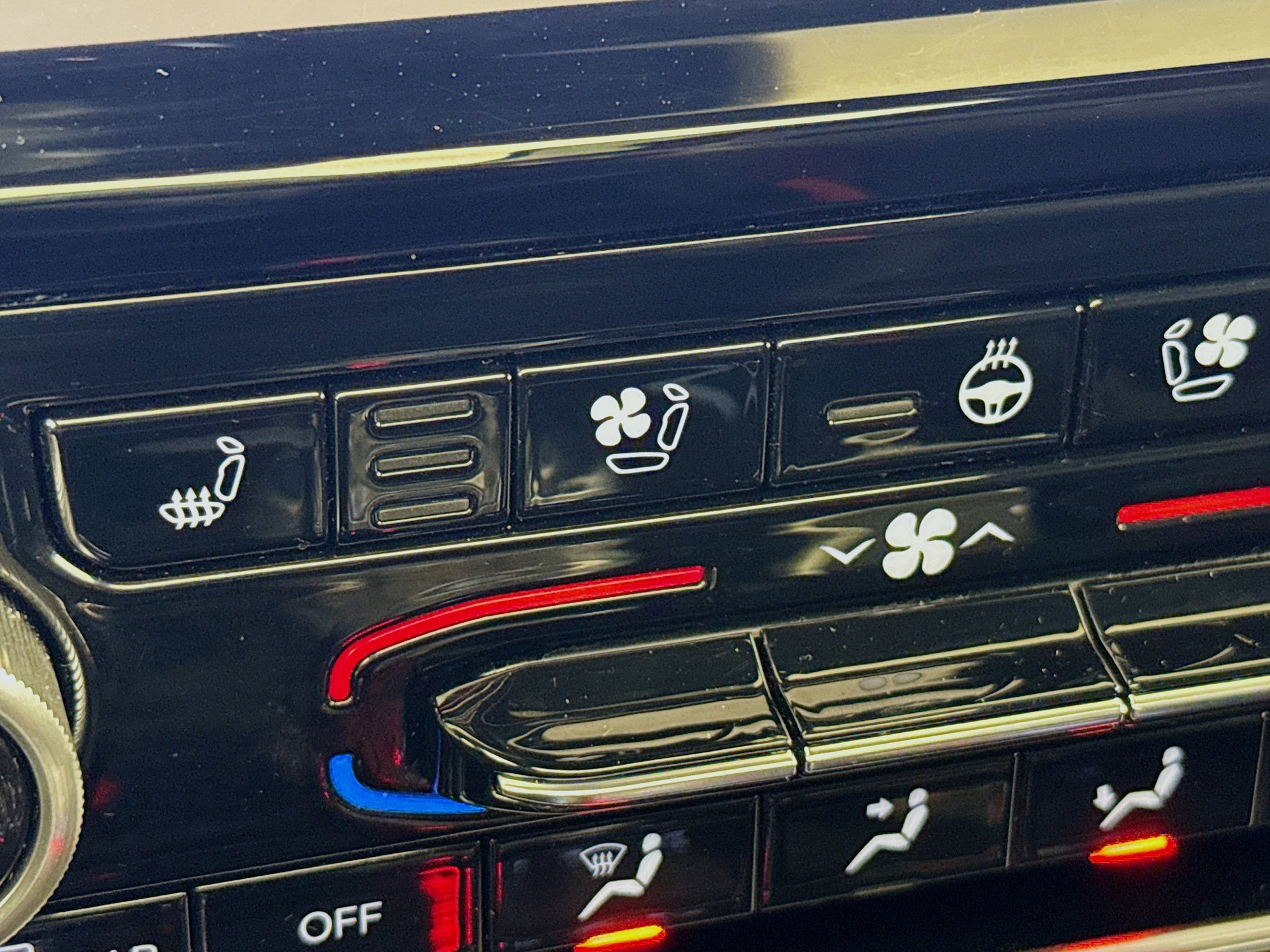 Used 2024 Jeep Grand Cherokee L Summit w/ High Altitude Package image 23