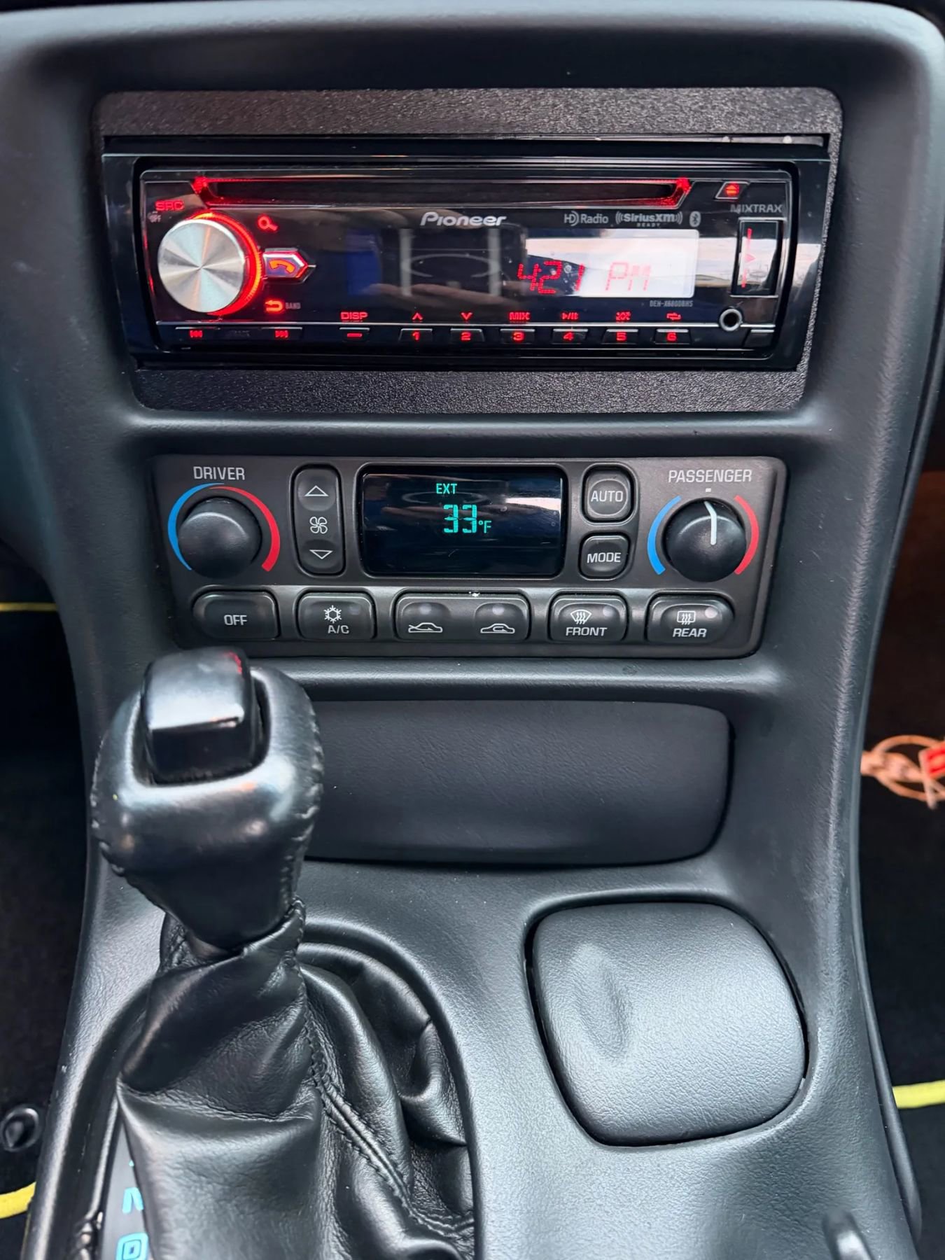 Used 2003 Chevrolet Corvette Coupe w/ Preferred Equipment Group image 22