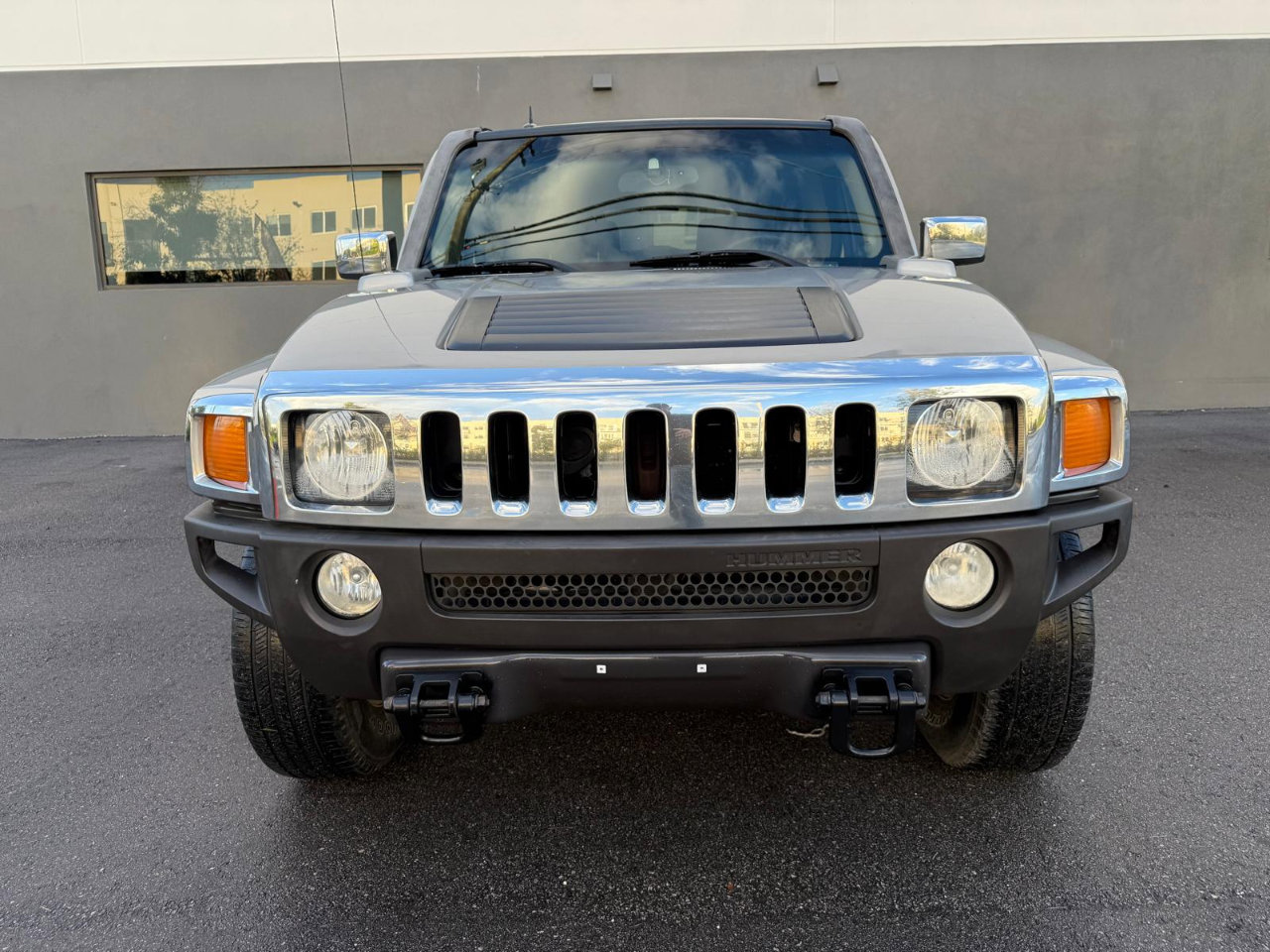 Used 2006 HUMMER H3 w/ Chrome Appearance Package image 4