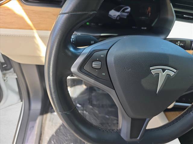 Used 2018 Tesla Model X 75D AWD/4WD image 17
