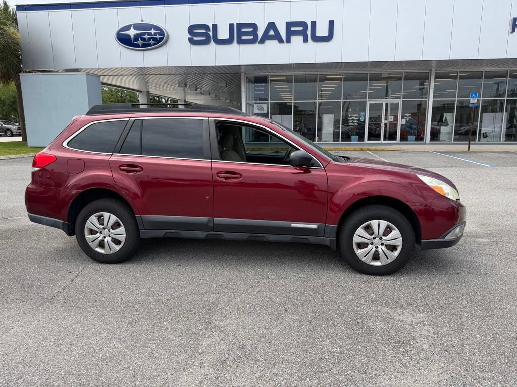 Used 2011 Subaru Outback 2.5i AWD/4WD video 2
