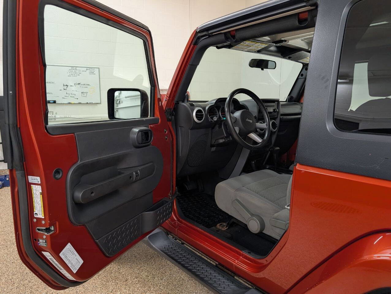 Used 2009 Jeep Wrangler Sahara w/ Dual Top Group image 6
