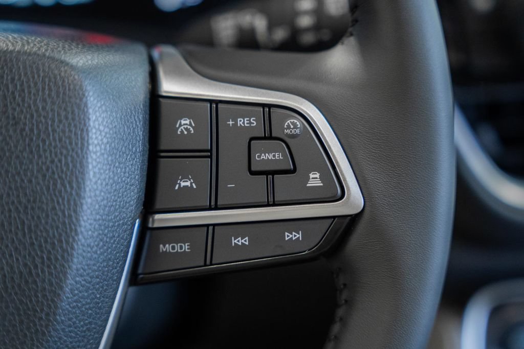 Used 2026 Toyota Grand Highlander AWD image 26