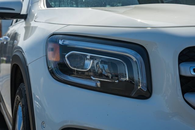 Used 2023 Mercedes-Benz GLB 250 4MATIC image 18