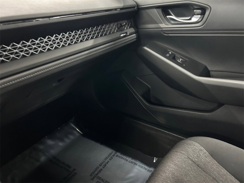 Used 2023 Honda Accord LX image 29