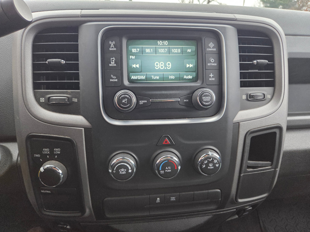 Used 2014 RAM 1500 Express image 14