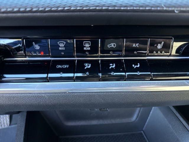 Used 2026 Chevrolet Equinox LT image 18