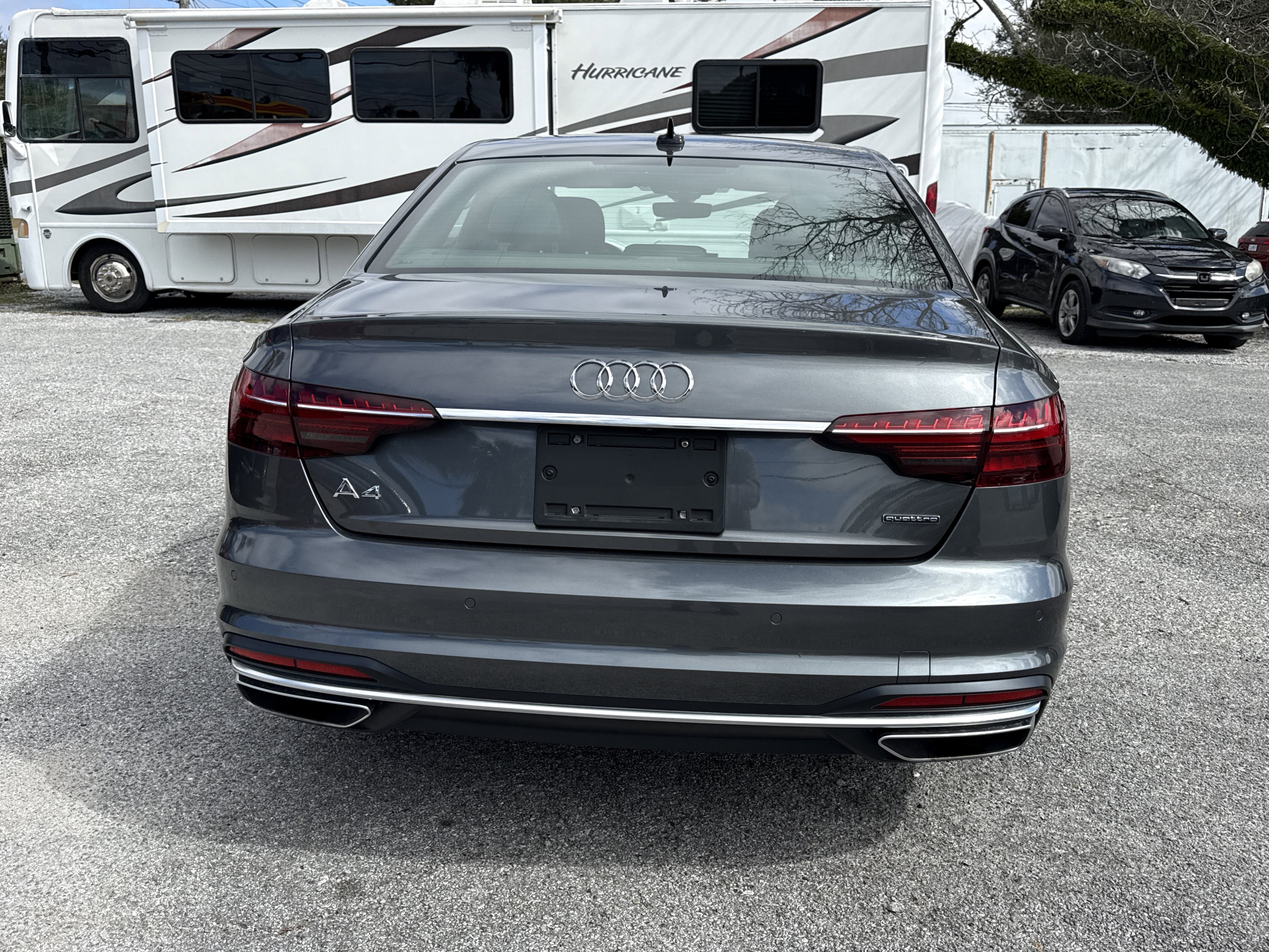 Used 2022 Audi A4 2.0T Premium Plus w/ Premium Plus Package image 4