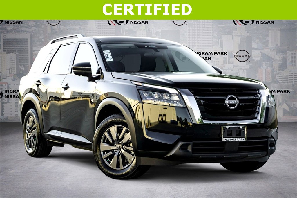 Used 2025 Nissan Pathfinder SV
