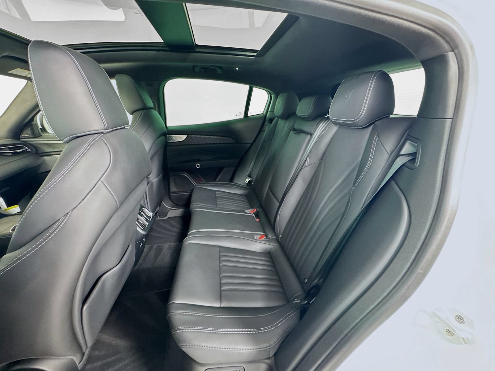 New 2025 Maserati Grecale GT AWD/4WD image 25