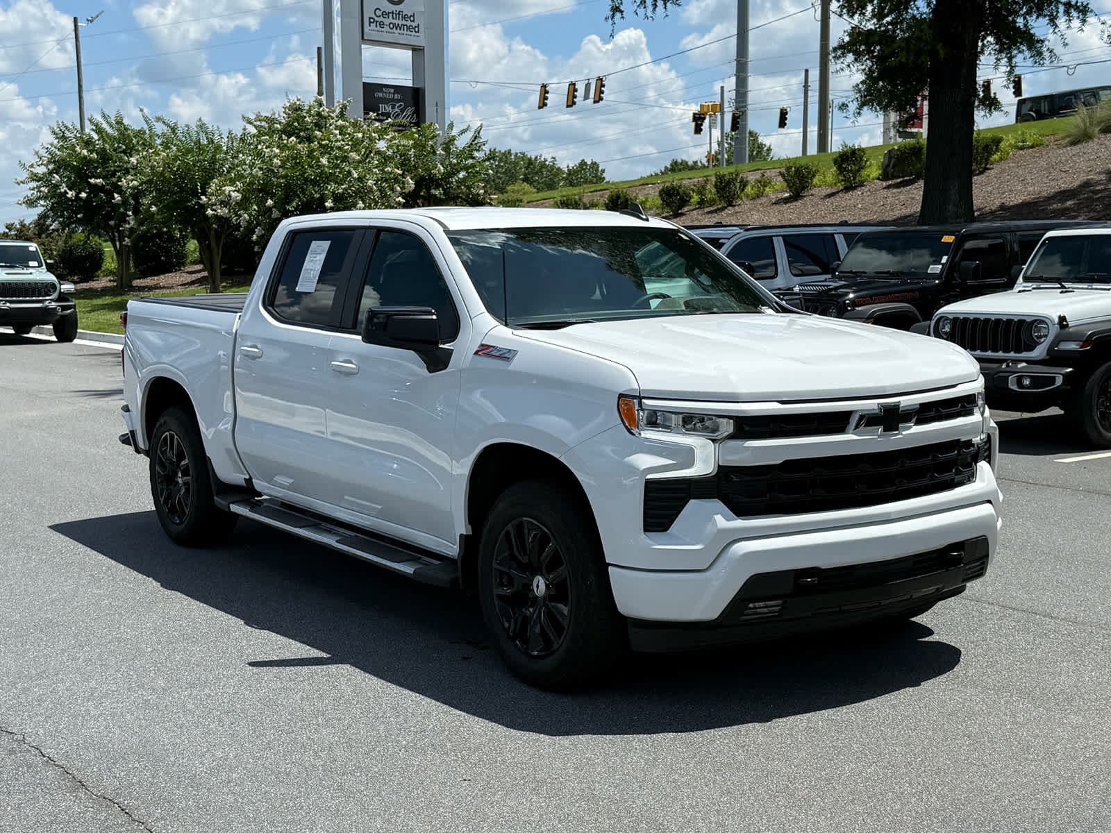 Used 2024 Chevrolet Silverado 1500 RST w/ Convenience Package II AWD/4WD image 7