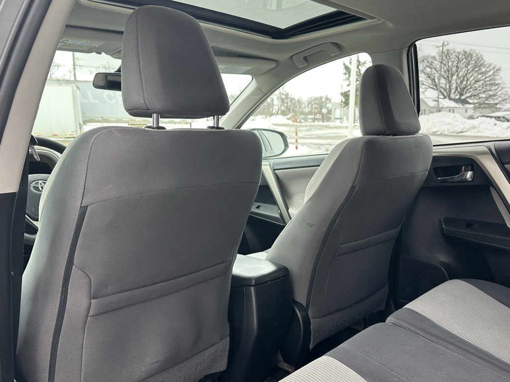 Used 2015 Toyota RAV4 XLE image 11