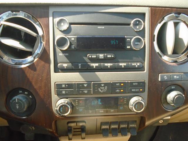 Used 2012 Ford F350 Lariat w/ Chrome Pkg image 16