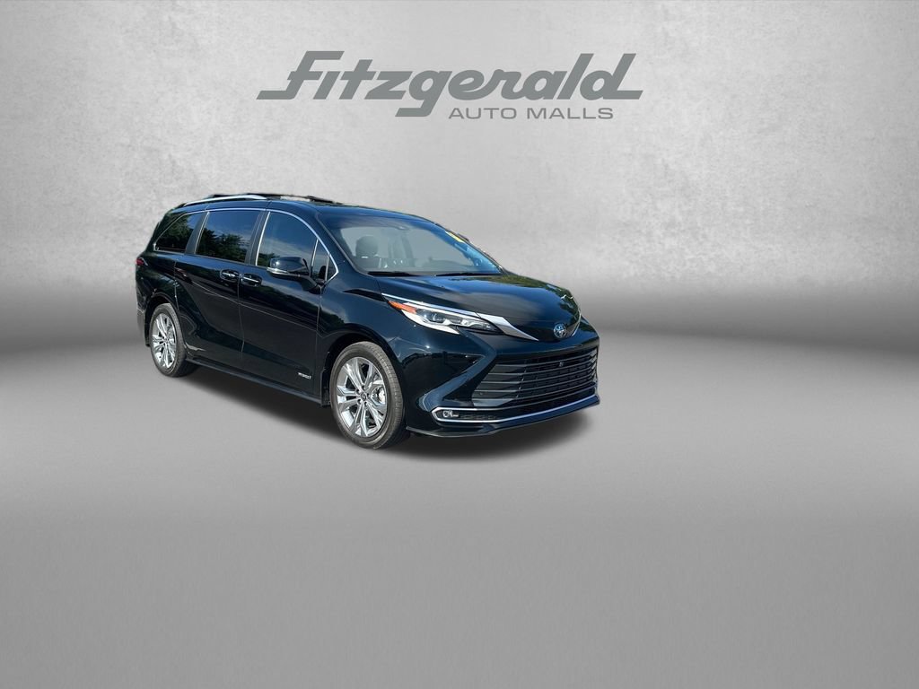 Used 2021 Toyota Sienna Platinum