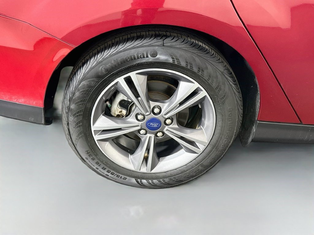 Used 2017 Ford Focus SE FWD image 31