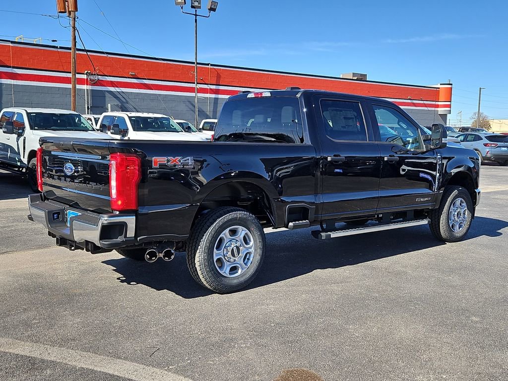 New 2026 Ford F250 XLT w/ FX4 Off-Road Package image 13