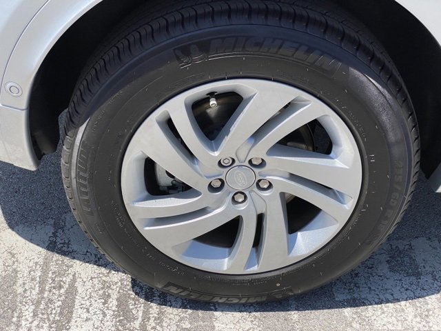 Certified 2024 Land Rover Discovery Sport S image 30