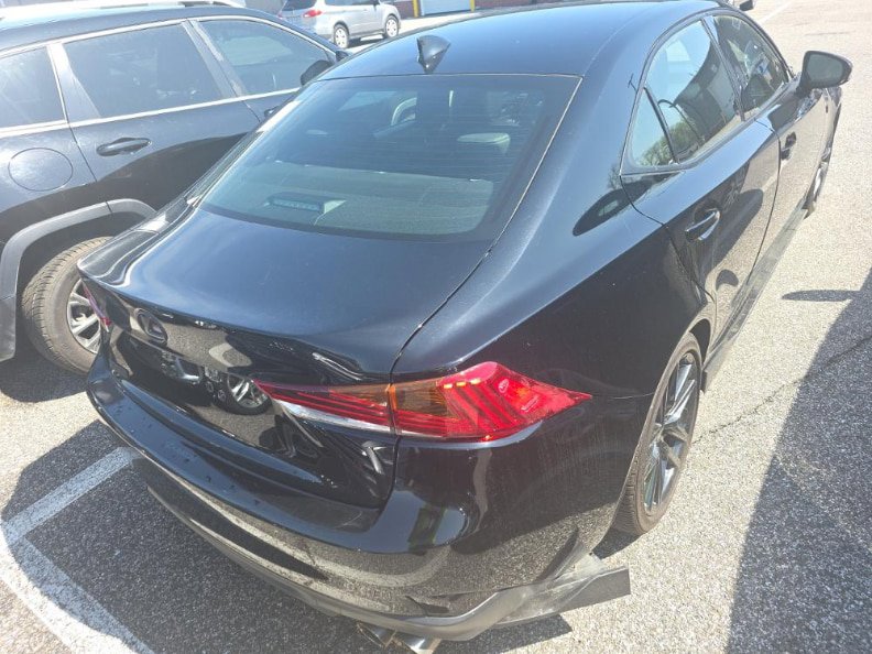 Used 2020 Lexus IS 300 F Sport w/ Blackline Edition image 4