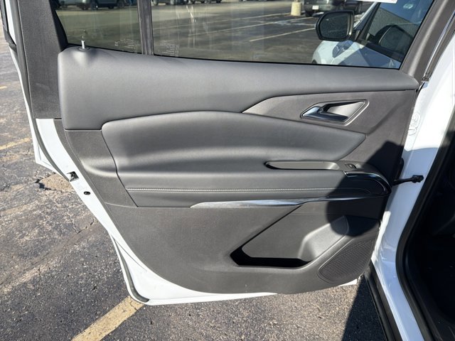 New 2026 Chevrolet Traverse LT w/ Sun and Wheel Package image 24