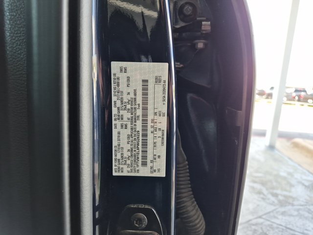 Used 2023 Ford F150 Lightning Lariat AWD/4WD image 25