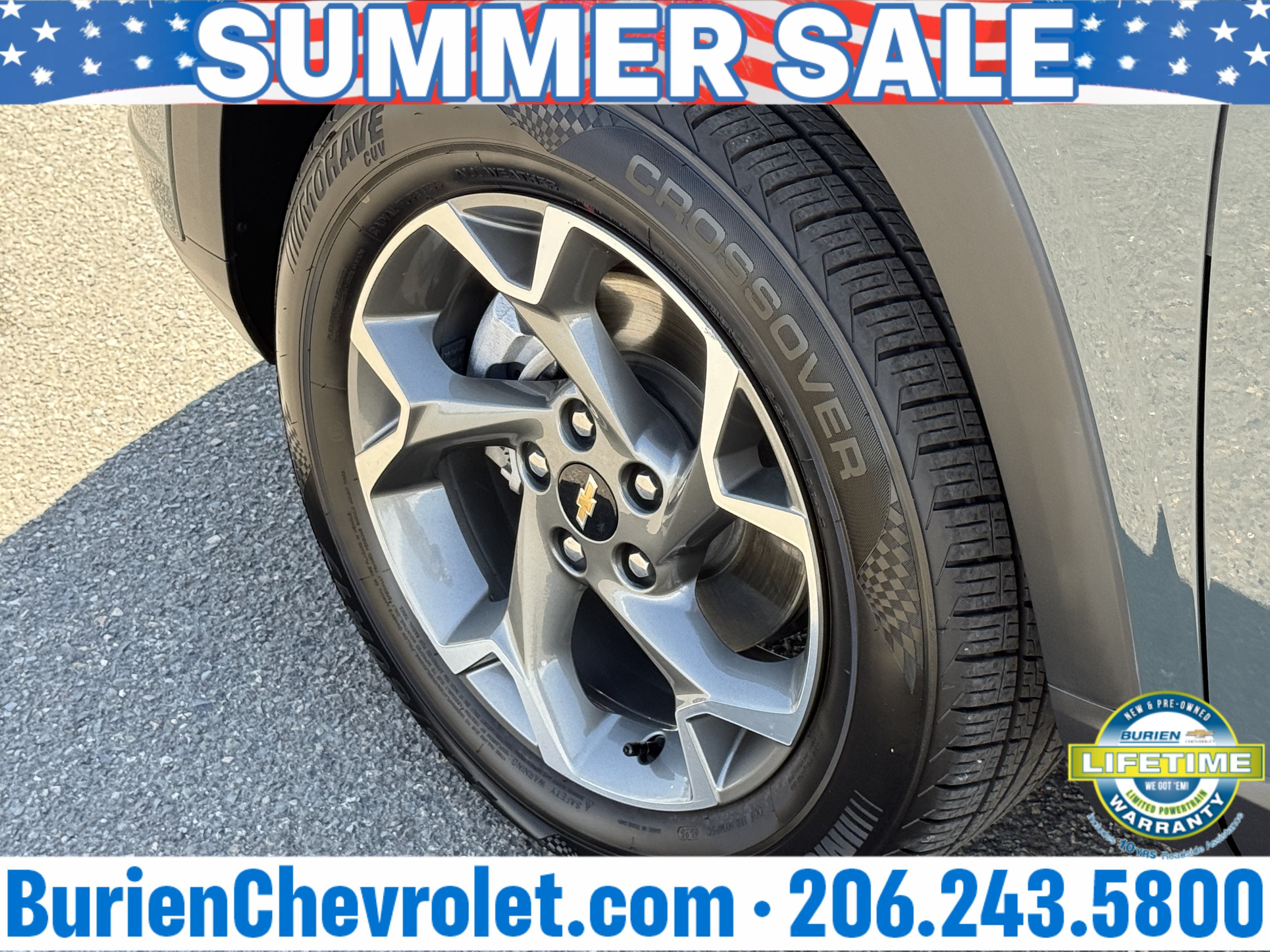 Used 2025 Chevrolet Trax LT FWD image 30