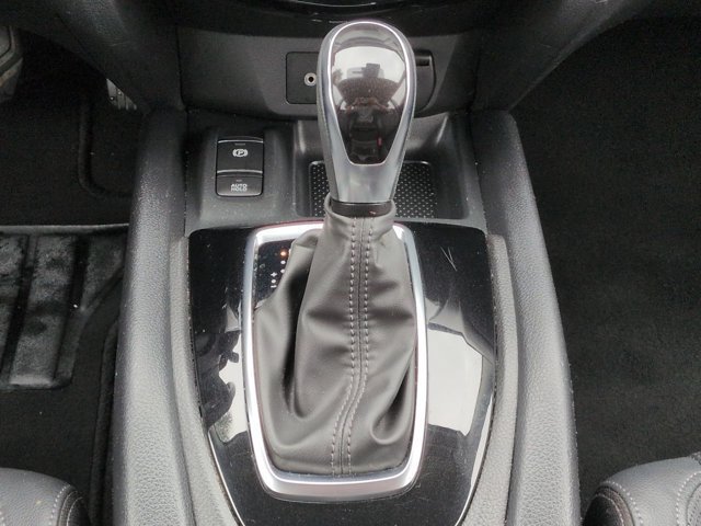 Used 2022 Nissan Rogue Sport SL AWD/4WD image 19