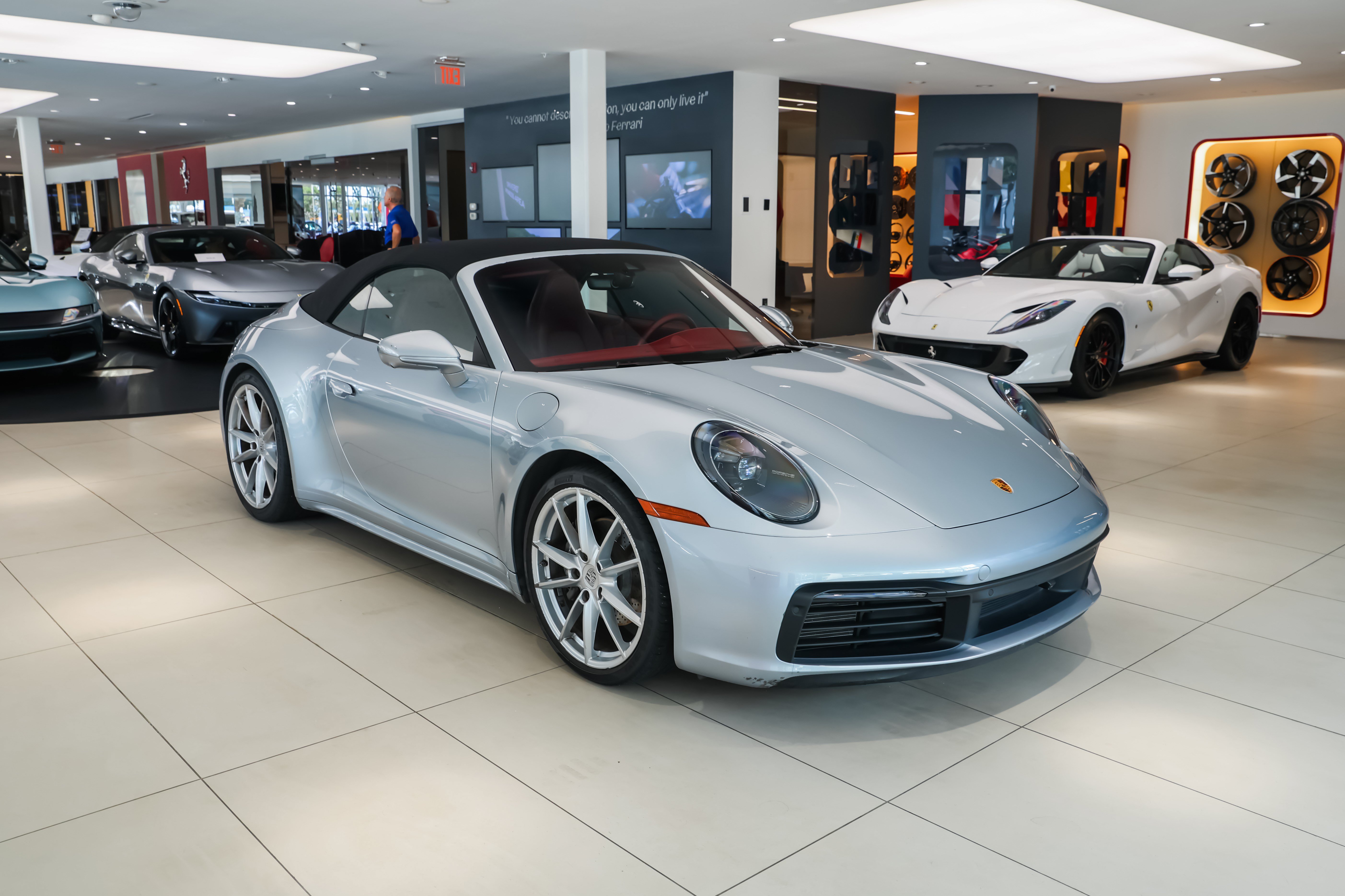 Used 2022 Porsche 911 Carrera 4 AWD/4WD image 11
