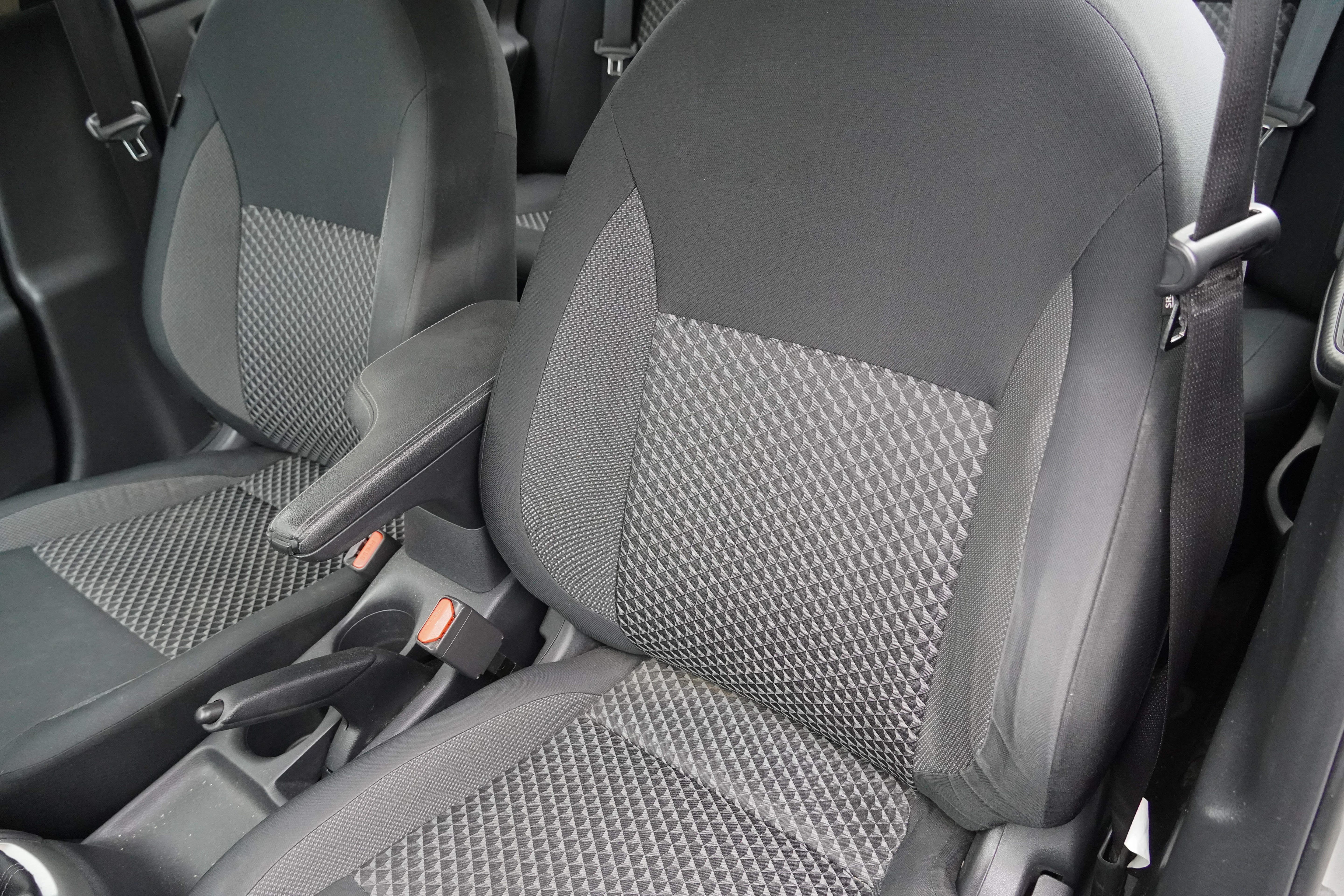 Used 2020 Nissan Versa S FWD image 14