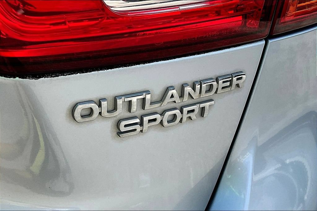 Used 2016 Mitsubishi Outlander Sport ES FWD image 23