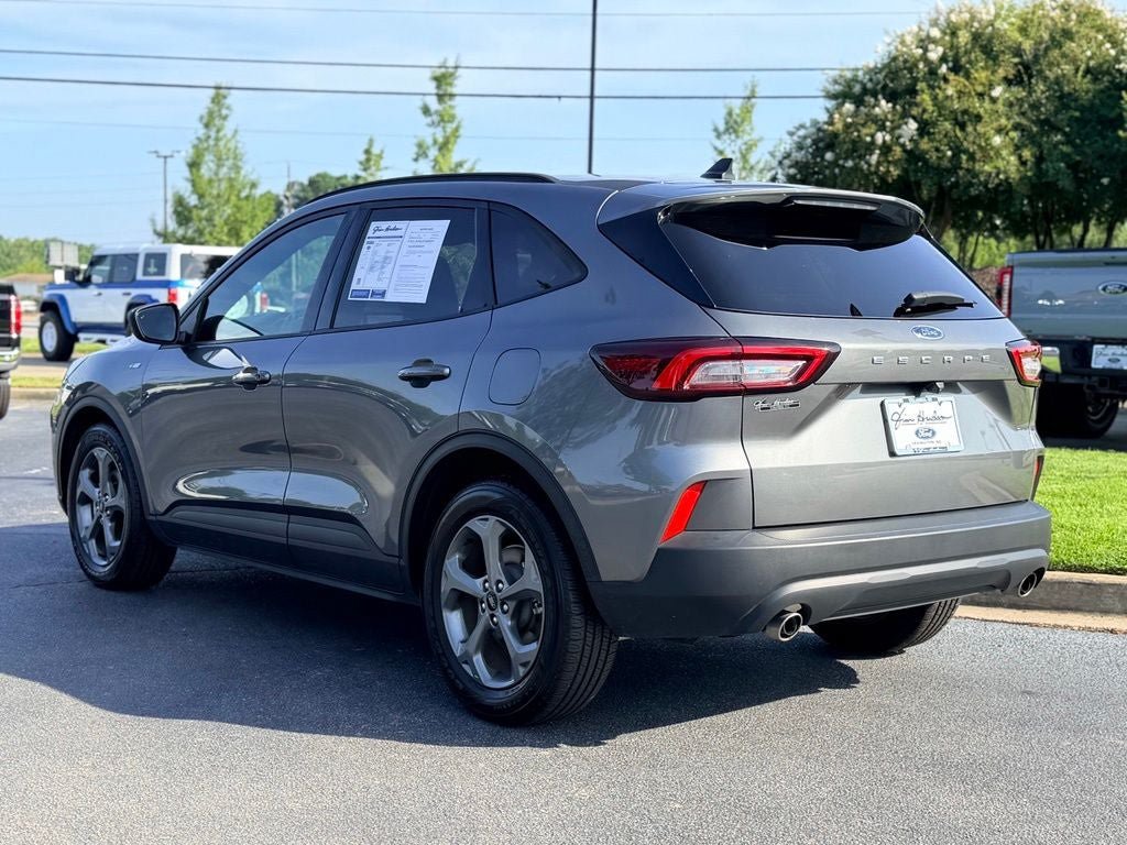Certified 2025 Ford Escape ST-Line FWD image 6