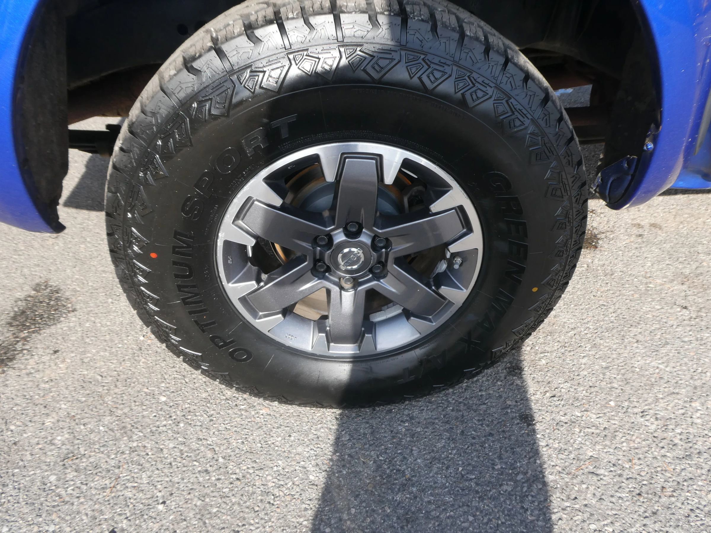 Used 2014 Nissan Frontier Desert Runner image 28